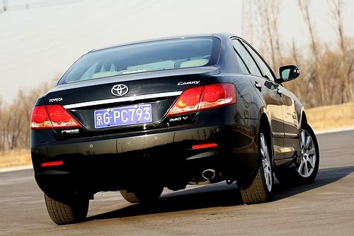 【图】中型车新标杆 试驾广丰田凯美瑞2.4V