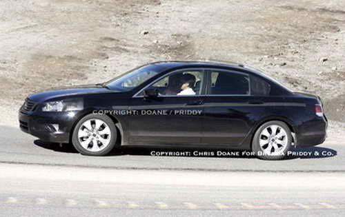 国内能否同步?第8代雅阁最早9月份登场