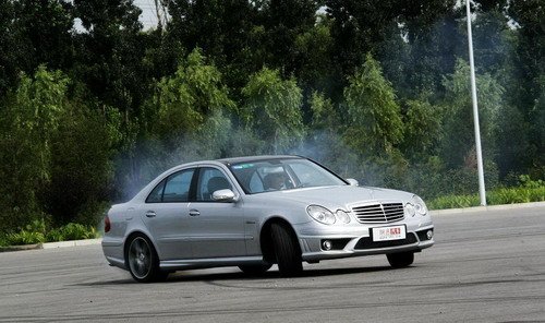  ԼݱE63 AMG ֮