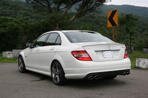 ·ޡԼݱC63 AMG ֮