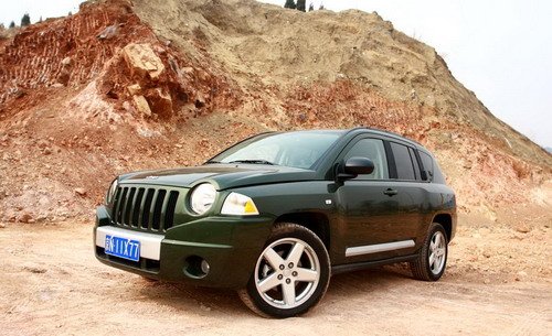 ԽҰеĽγ ԼJeep 09ָ ֮