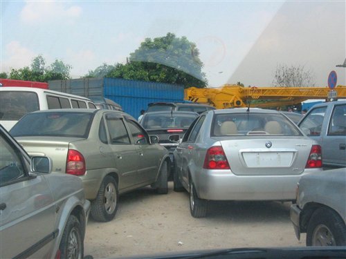 【图】小排量购置税上调 江城车主扎堆上牌