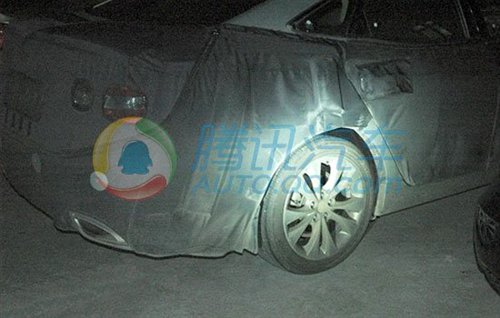 明年将进口 现代雅尊HG国内路试首曝 汽车之家 明年将进口 现代雅尊HG国内路试首曝 汽车之家