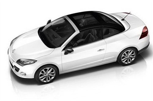 旗舰仅25.3万人民币 梅甘娜CC英国开售 汽车之家 旗舰仅25.3万人民币 梅甘娜CC英国开售 汽车之家