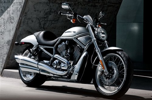 销售摩托车 哈雷戴维森中国子公司成立