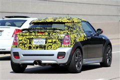 9月即将亮相 MINI Coupe JCW谍照曝光 汽车之家