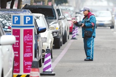 【图】10元\/2小时 成都非占道停车场跟风涨价