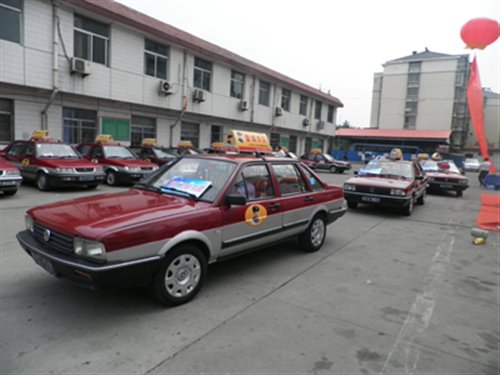 【图】徐州整治出租车违章 总体良好 部分违规