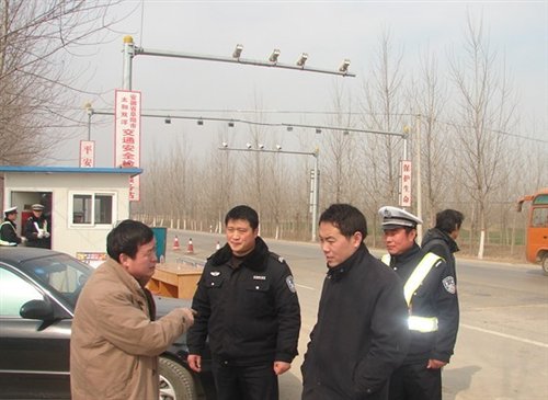 【图】治理公路三乱 检查德阳市相关工作