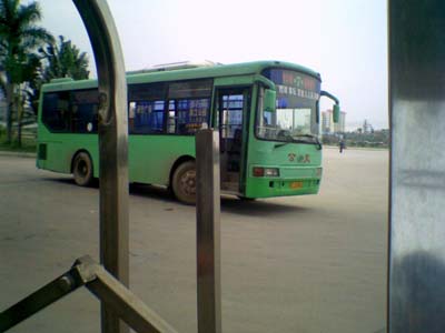 【图】惠州公交车司机缺口大3人轮班开两台车