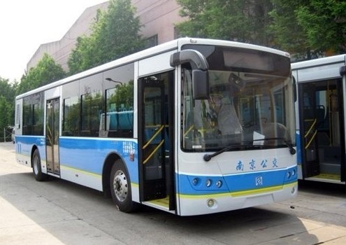 南京打造都市公交 郊区公交享同城待遇