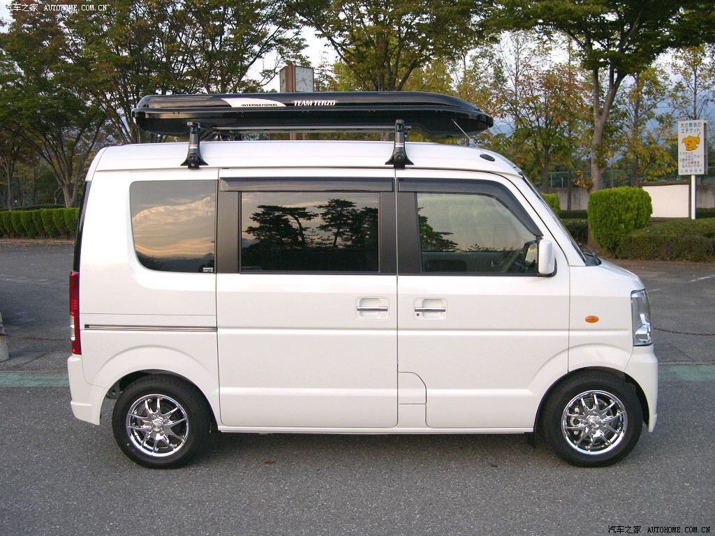 浪迪上市,昌河铃木浪迪4.59万元起