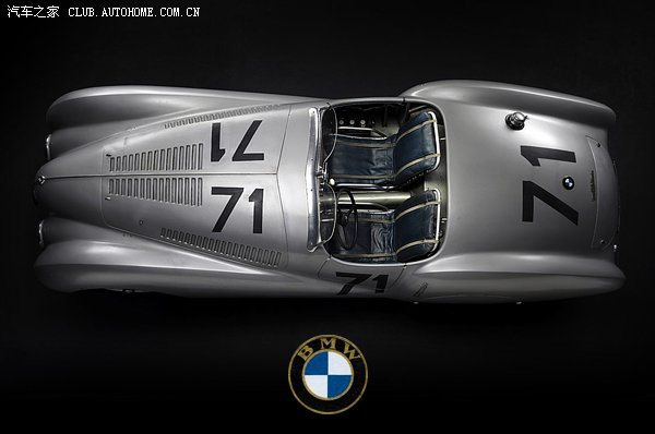 【图】5S展厅惊艳!宝马328复古跑车重出江湖