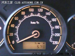 今天,门锁失灵,遥控开不了车锁