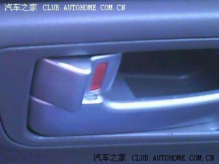 今天,门锁失灵,遥控开不了车锁