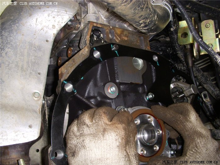 【图】一个月车4A13 发动机 曲轴油封漏油 维