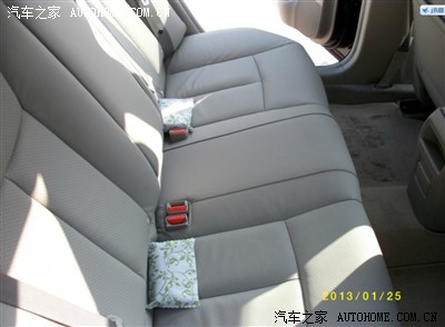 新轩逸1.6CVT豪华版碧玉黑,改了空调按钮和遥