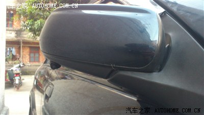 烈日下挥汗安装右后视镜和倒车摄像头和改装屏