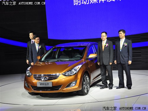 现代 北京现代 朗动 2012款 1.8L 自动尊贵型 现代 北京现代 朗动 2012款 1.8L 自动尊贵型