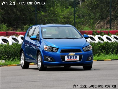 汽车之家 通用雪佛兰 爱唯欧 2011款 两厢 1.6 AT SX