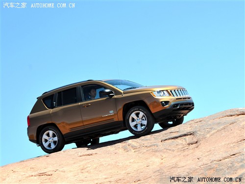 Jeep Jeep ָ 2011 70