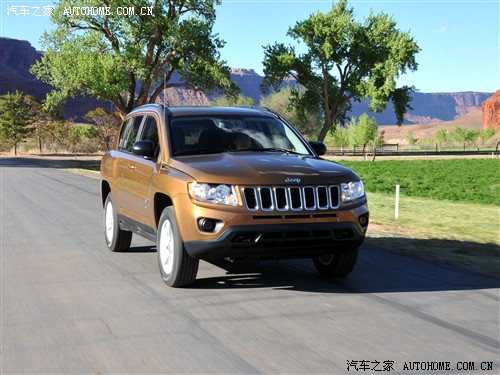 Jeep Jeep ָ 2011 70