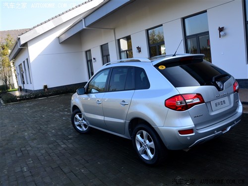 雷诺 雷诺 科雷傲 2012款 2.5 四驱舒适导航版