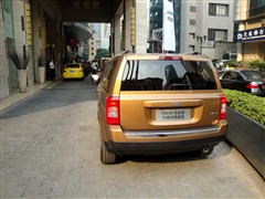 Jeep Jeep ɿ 2011 2.4 70