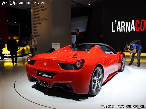   458 Italia 2013 4.5 Spider