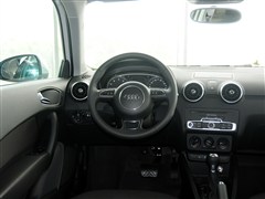 奥迪A1 2012款 1.4 TFSI Urban