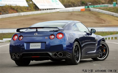 ܇֮ ծa(chn)(M(jn)) ծa(chn)GT-R 2013 3.8T 