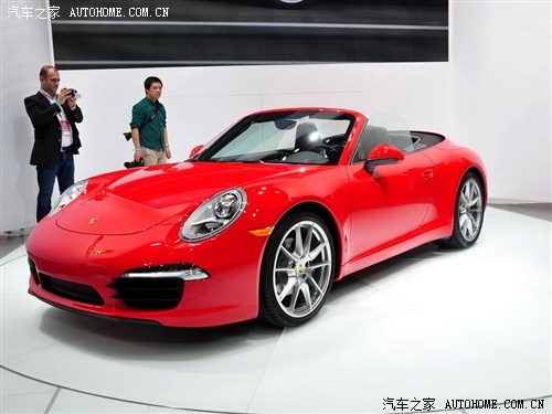 r(sh) r(sh) r(sh)911 2013 Carrera Cabriolet 3.8L