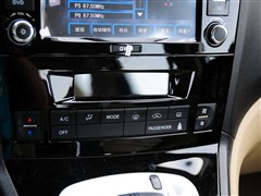 长城 长城汽车 哈弗H6 2012款 2.4L 两驱自动精英型