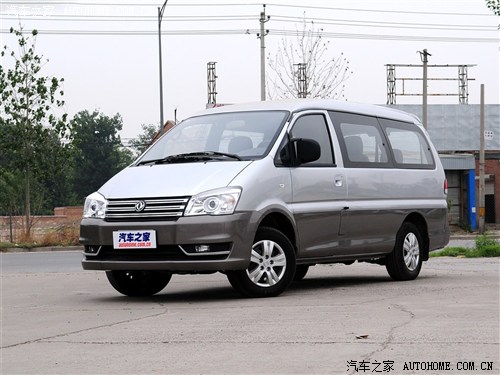 风行 东风风行 菱智 2012款 Q3 2.0L 9座长轴舒适版 风行 东风风行 菱智 2012款 Q3 2.0L 9座长轴舒适版