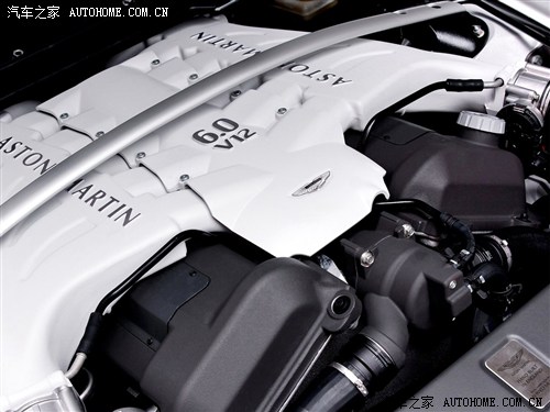˹١ ˹١ V12 Vantage 2012 6.0 Roadster