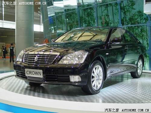 汽车之家 一汽丰田 皇冠 3.0Royal Saloon G VIP