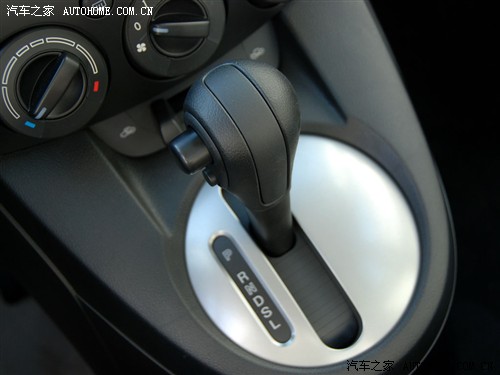 汽车之家 长安马自达 马自达2 1.5 自动豪华型