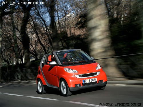 ܇(ch)֮ `smart fortwo 1.0 Coupe