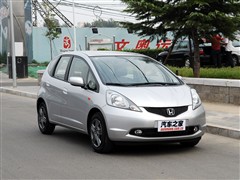 汽车之家 广州本田 飞度 1.3 MT舒适版