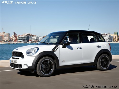 MINI MINI MINI Countryman 2011 