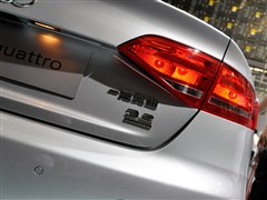 汽车之家 一汽奥迪 奥迪A4L 3.2 FSI quattro旗舰型