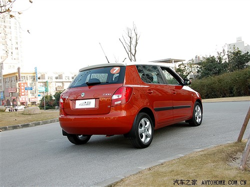 汽车之家 上海大众斯柯达 晶锐 1.6L 手动晶灵版