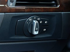 汽车之家 华晨宝马 宝马3系 09款 320i豪华型