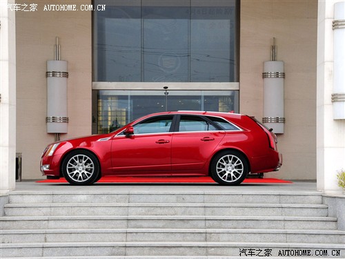 P P(M) PCTS(M) 2011 CTS Sport Wagon