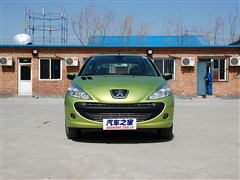 汽车之家 东风标致 标致207 两厢1.6L 自动享乐版