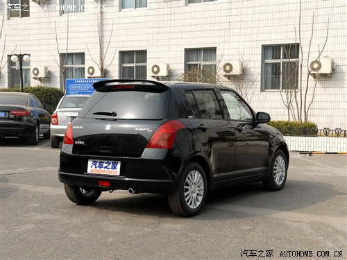 汽车之家 长安铃木 雨燕 09款 1.5墨客