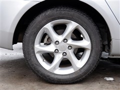 帝豪 吉利汽车 帝豪EC7 09款 1.8 MT旗舰型