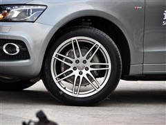 ֮ ڰµ ڰµQ5 09 3.2 quattro