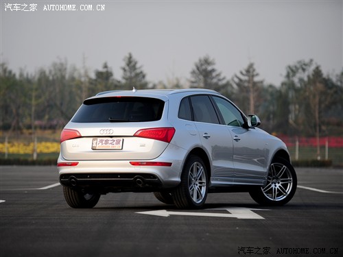֮ ڰµ ڰµQ5 09 3.2 quattro