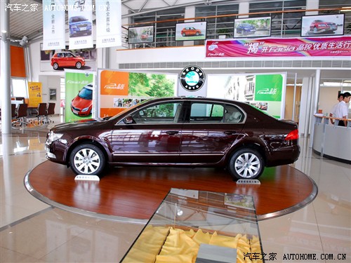 ֮ Ϻ˹´  09 1.8TSI ATŰ